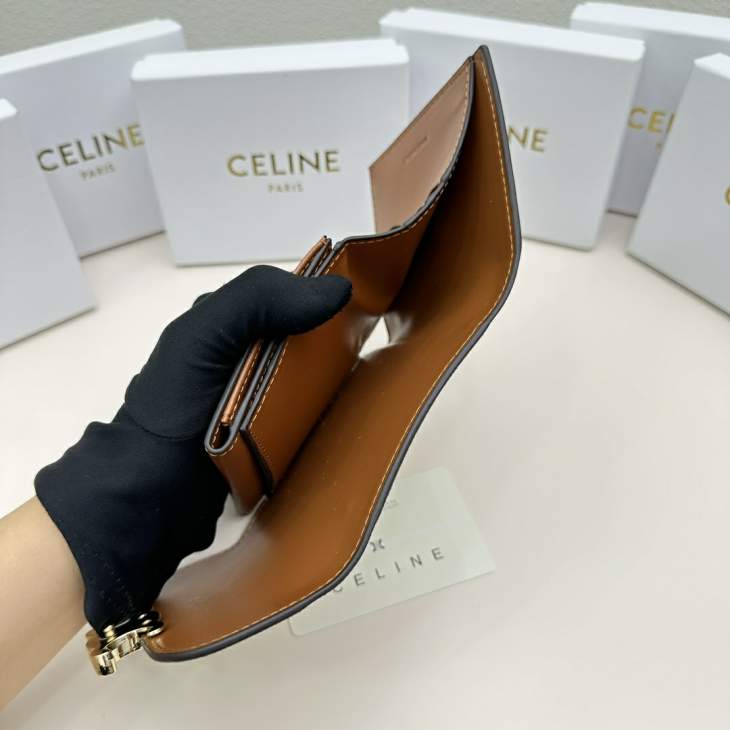 Picture of Celine Wallets _SKUfw225668018fw